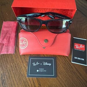 Limited Edition Disney x Ray-Ban Wayfarer Sunglasses perfect condition